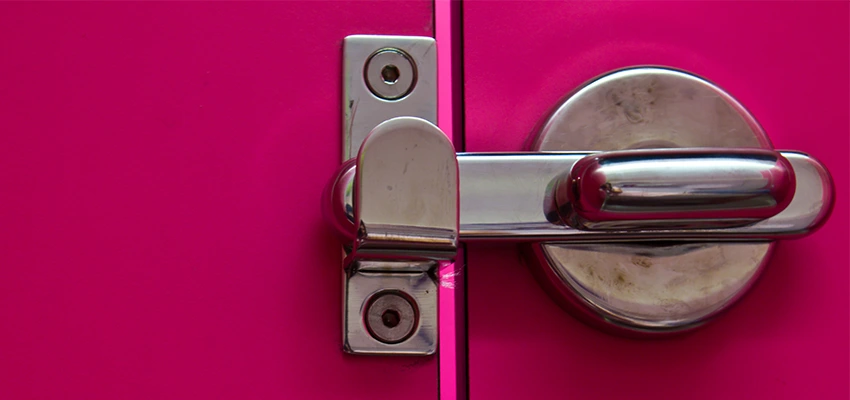 Childproof Gate Lock in San Gabriel, California