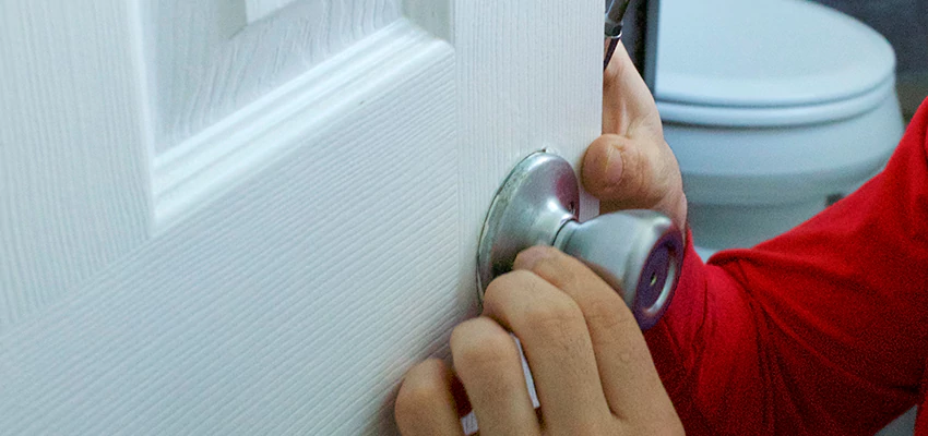 Vintage Door Knob Replacement in San Gabriel, CA